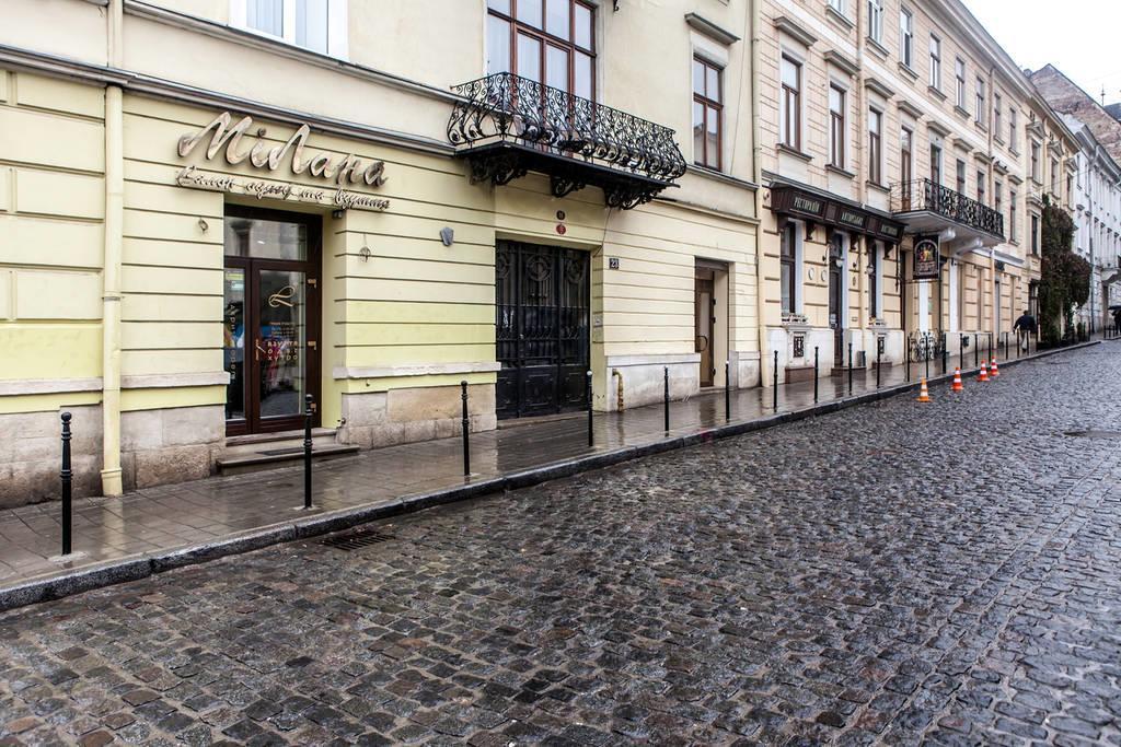 Romantic Apartments - Оn Valova Street Lwów Zewnętrze zdjęcie